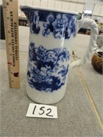 Vintage water/tea pitcher-Cauloon England (?)