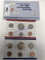 1998 US MINT UNCIRCULATED COIN SET W/ D AND P MARK
