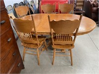 Oak Dining Table, one Leaf & Five Chairs