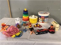 MIXED TOY LOT