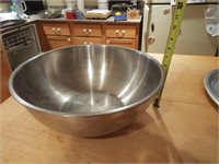16" x 6" Stainless Bowl