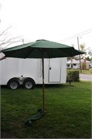 Green 8' Outdoor Umbrella