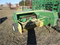 John Deere 336 sq.Baler w/kicker