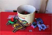 TUB OF MISC. TOYS & LINCOLN LOGS