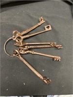 Set of cast iron decorator keys 6 inches long