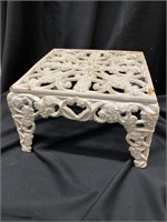 Cast iron plant stand 11 inches in diameter 6 1/2