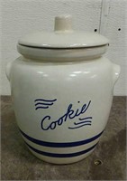 Robinson Ransbottom Crock Cookie Jar