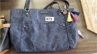 PURSE GENTLY USED