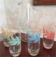 1950s era glass pitcher w four glasses