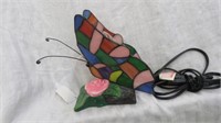 STAINED GLASS BUTTERFLY LAMP 7"T X 7.5"W