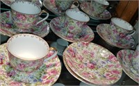 Lot Occupied Japan chintz pattern cups and saucers