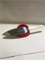 Sheffield Stainless and Pearl Handle Cake cutter