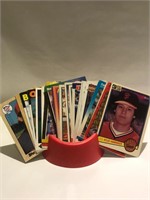 26 Mixed 1982-92 Mixed Baseball Cards