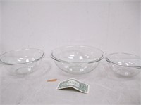 3 Clear Glass Pyrex Nesting Mixing Bowls
