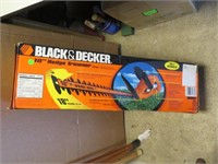 Black & Decker Hedge Trimmer (great condition