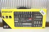 Stanley Mechanic Tool Set - 252 Piece set