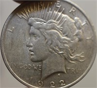 1922 US LIBERTY SILVER DOLLAR !