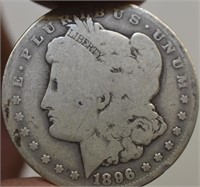 1896-O US MORGAN SILVER DOLLAR !