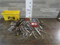 LRG. ASST. OF VARIOUS TOOLS / TOTE