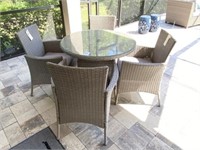 5PC WICKER PATIO TABLE W/CHAIRS