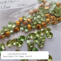 CZECH 10.8MM CRYSTAL-GLASS FOILED OVAL PERIDOT