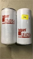 2 Fleetguard LF4054 lube filters