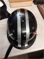 MOTORCYCLE HELMET WITH SPIKED HORNS SIZE LARGE