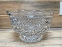 Beautiful 10" x 6" Tall Glass Serving Bowl