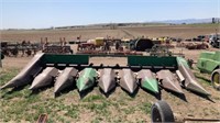 843 John Deere 8 Row Corn Head