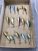 BOX W/ FISHING LURES W/ HOOKS