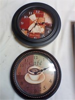 2 Clocks Bristow/Cafe