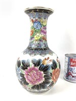 Vase signé, porcelaine chinoise