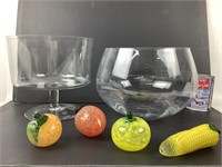 Fruits en verre avec 2 grands bols