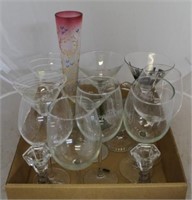 Lot of assorted glass