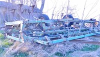 JD 1010 field cultivator, needs new hoses