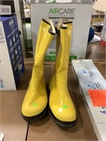 Rain Boots Size 12