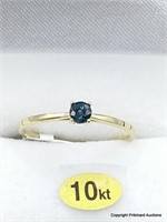 10Kt Gold Blue Sapphire Solitaire Ring