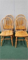 4 solid oak Amish built curved back dining chairs