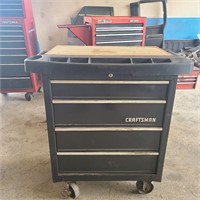 Craftsman rolling tool box.