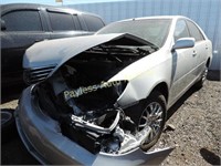 2005 Toyota Camry 4T1BE32K95U423844 Silver