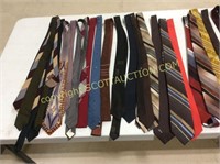 75+ Vintage neck ties, wide to narrow