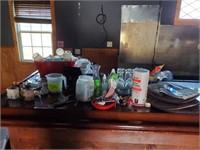 CONTENTS ON BAR TOP