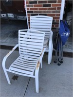 4 Aluminum Chair & 1 Folding Lawn Chair