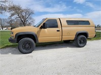 1995 Chevy K2500  4X4 Truck