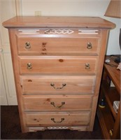 Broyhill Chest of Drawers
