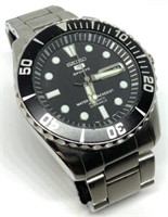 Men's Seiko 5 Sports 23-Jewel Automatic Watch.