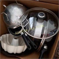 Set of pots and pans (box full)