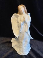 ROYAL DOULTON CHRISTMAS ANGEL