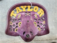 Taylor Iron Impl seat