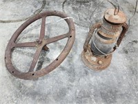 Iron steering wheel & lantern